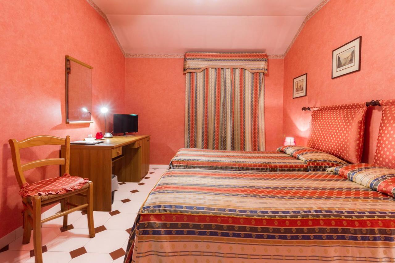 Park Hotel Villa Salzea Trofarello Екстериор снимка